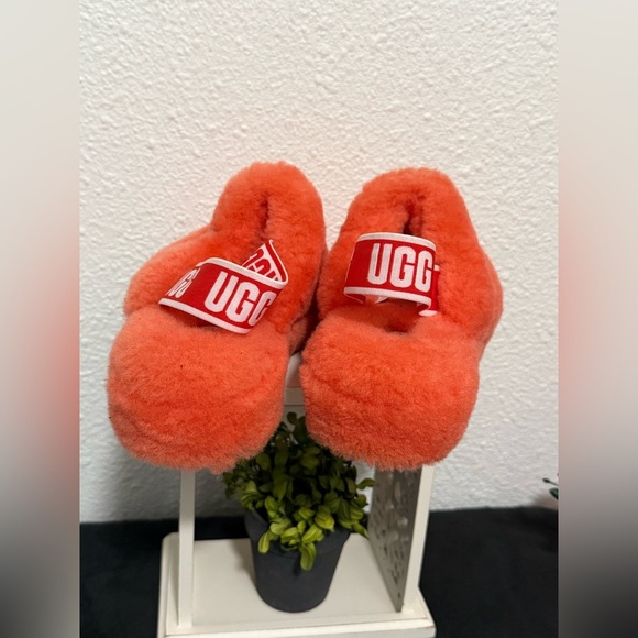 UGG Orange Fluffy Slippers Cozy Indoor Footwear - Picture 3 of 6